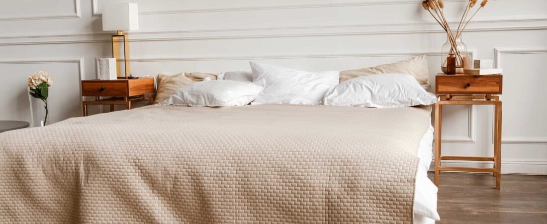 Quarto confortável: móveis para descanso e bem-estar